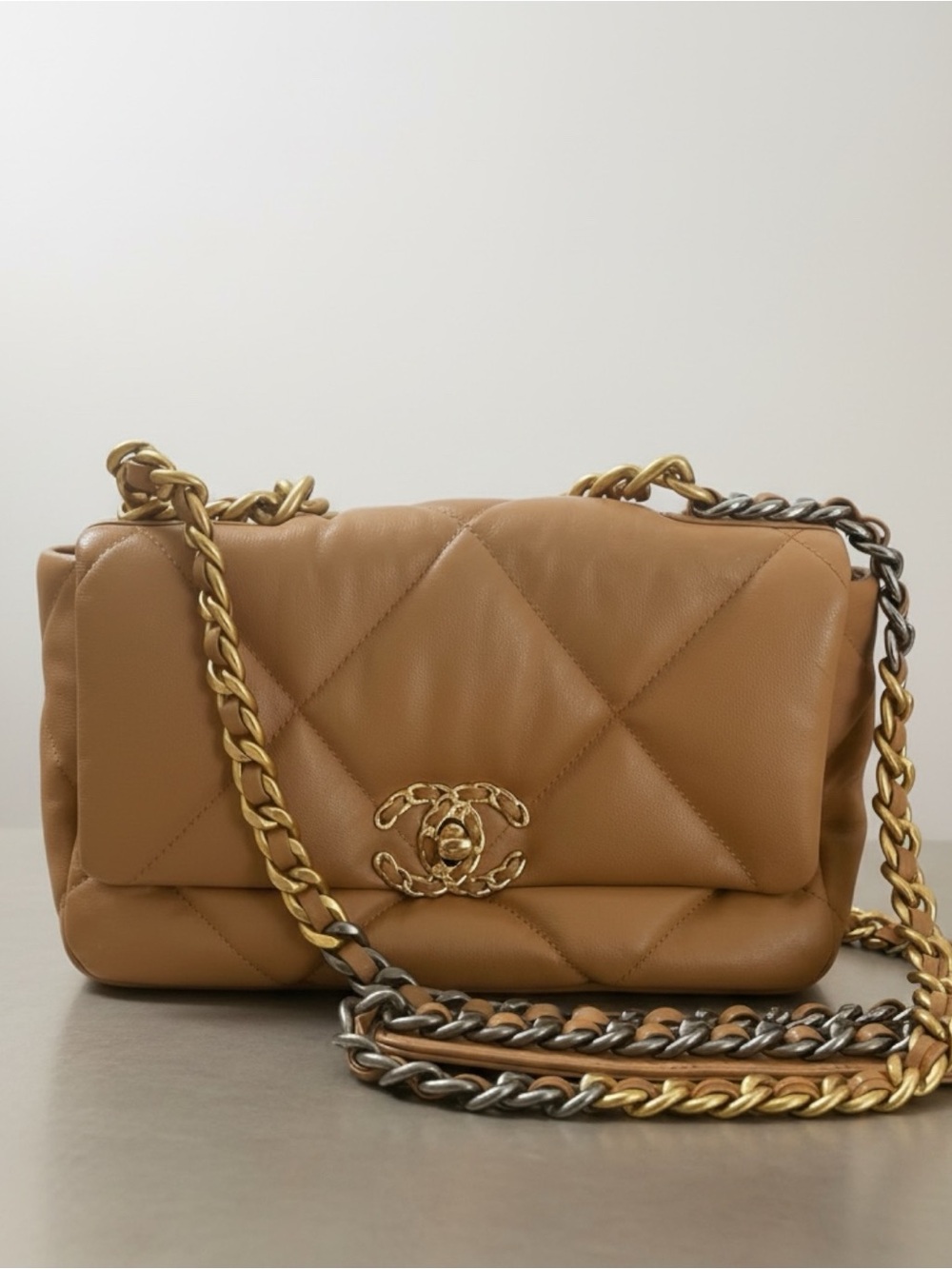 NO Brand Camel Quilted Leather Shoulder Bag with Metal Chain